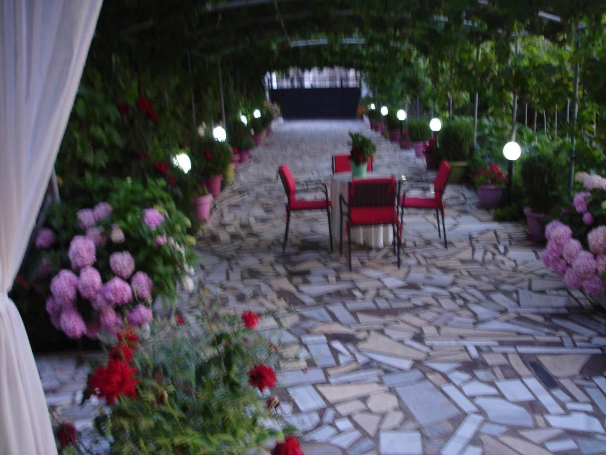 Villa Cato Sarandë Esterno foto