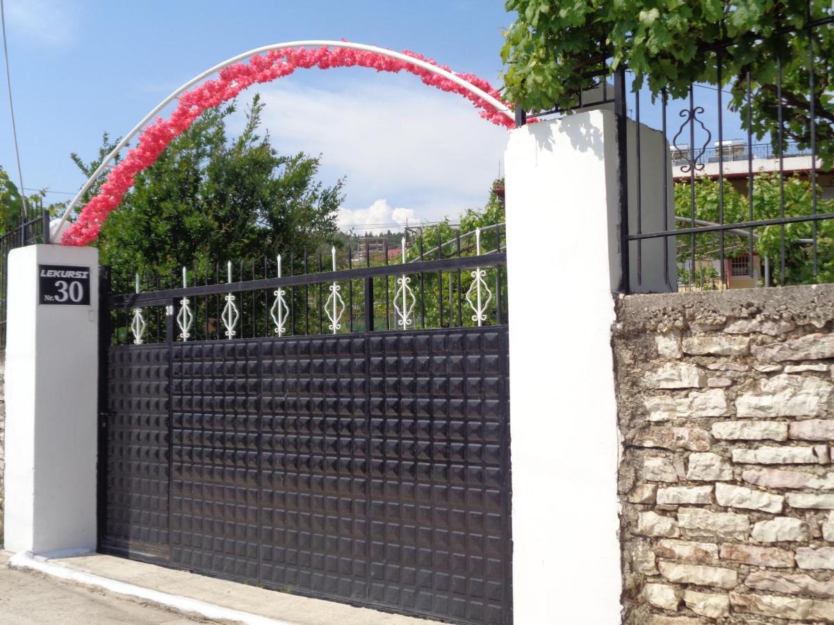 Villa Cato Sarandë Esterno foto